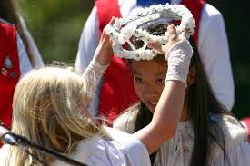 2019: 2018’s May Queen crowns this year’s May Queen. Photo courtesy of Kevin Hill of the NewWestminster Record.